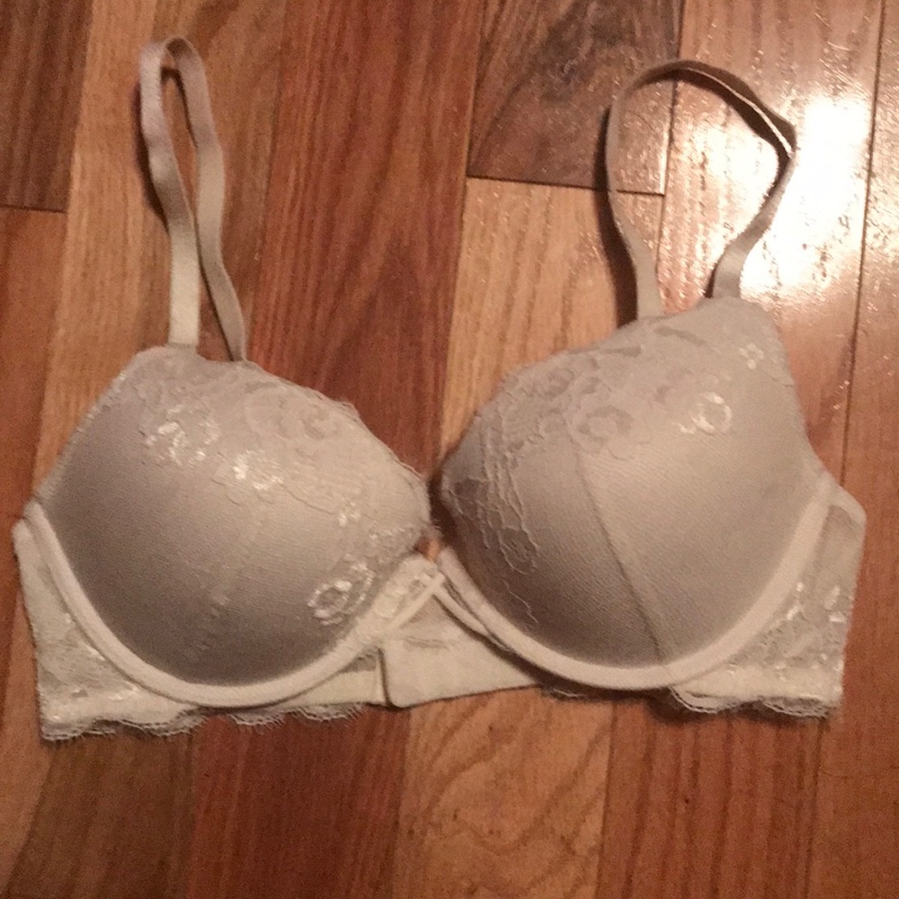 Cream lace Bra